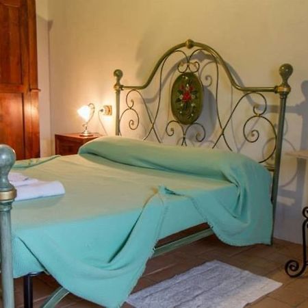 B&B Antico Casale Canonica  Luaran gambar